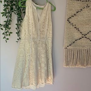 Lauren Conrad - Ivory Dress